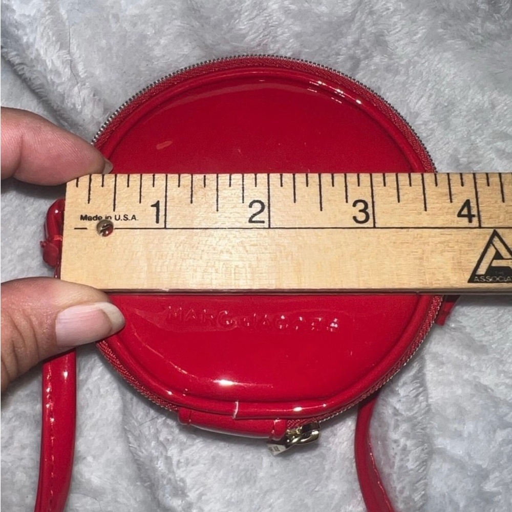 Marc Jacob’s Mini Red Canteen Purse Pre-owned Great Condition - Picture 5 of 6